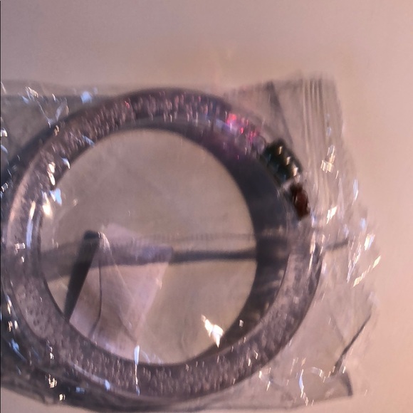 🥰Color changing Bracelet - Picture 7 of 8